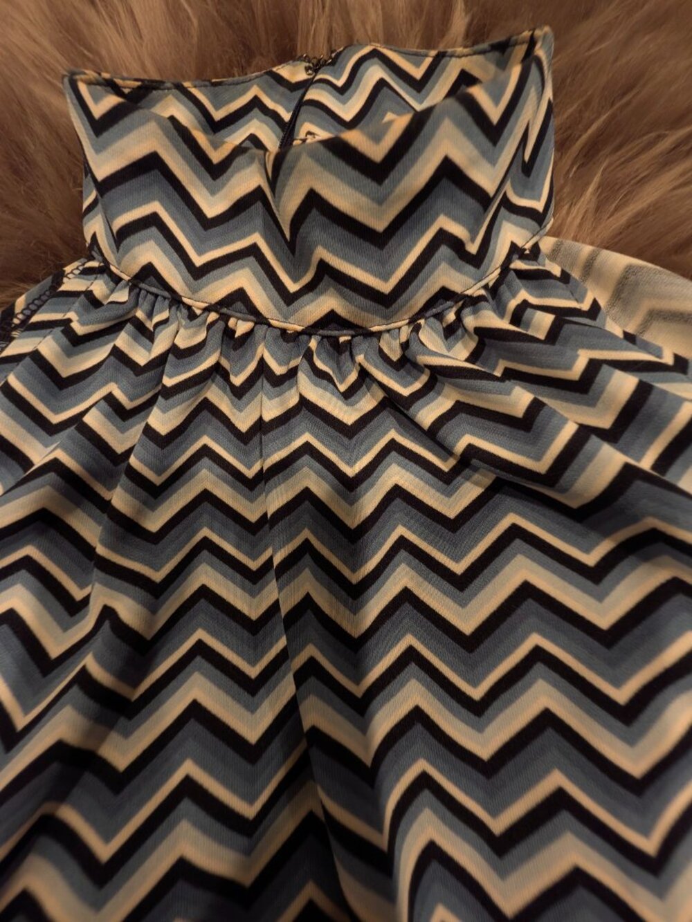 ZIG ZAG HALTER